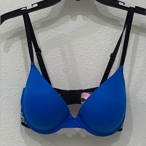 PINK- wear everywhere push up bra
